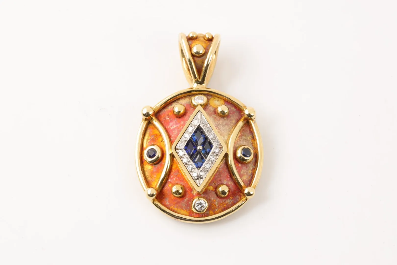 18k Yellow Gold Pendant with 0.28tcw Diamonds and 0.92tcw Sapphires (22.18g.)