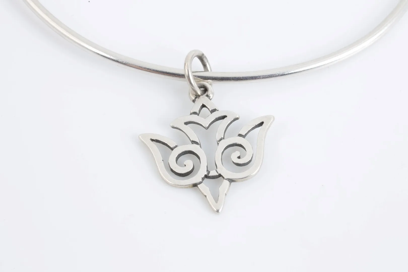 6.5" James Avery 925 Silver Hook-on Bangle Bracelet w/ Open Dove Charm (5.18g.)