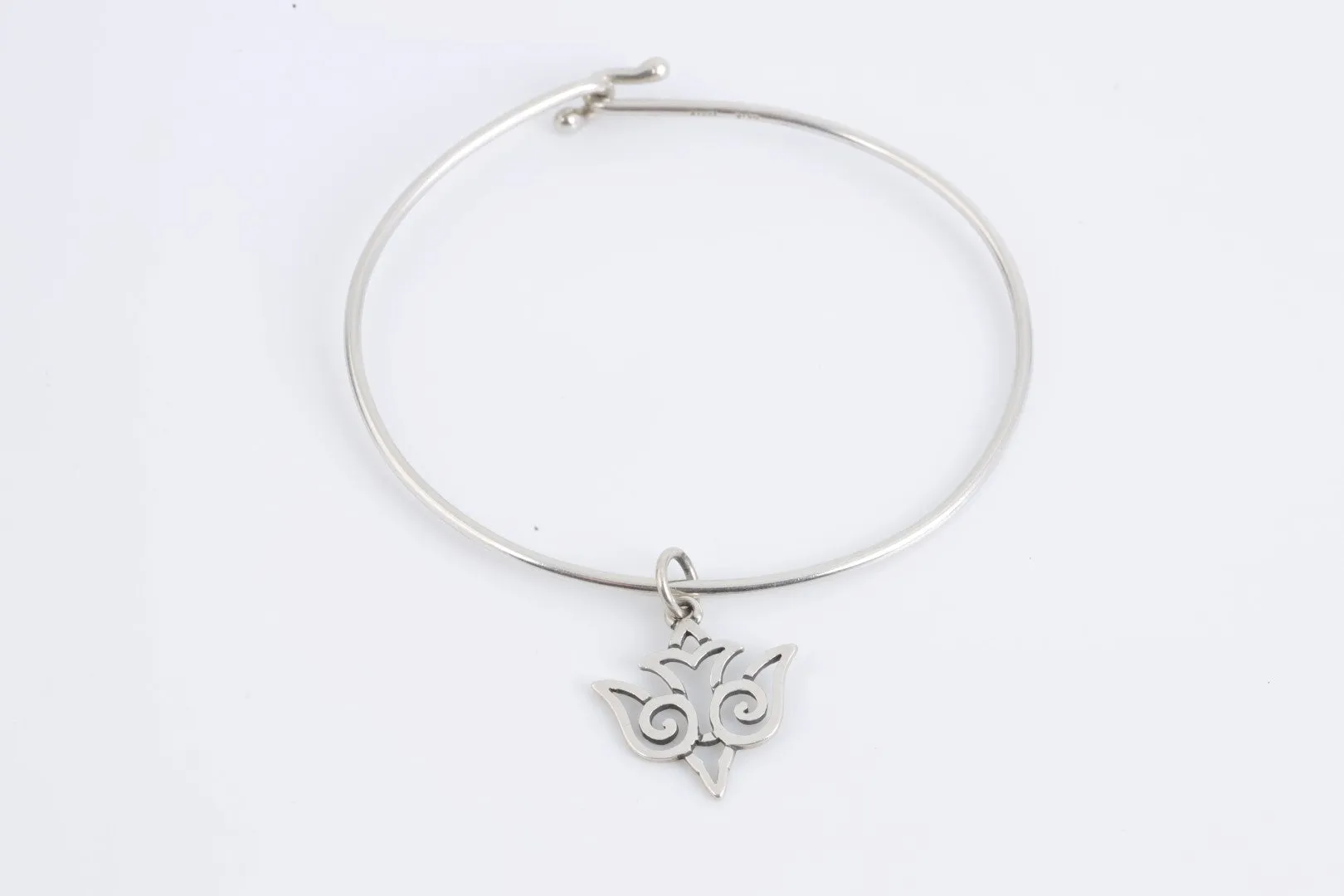 6.5" James Avery 925 Silver Hook-on Bangle Bracelet w/ Open Dove Charm (5.18g.)