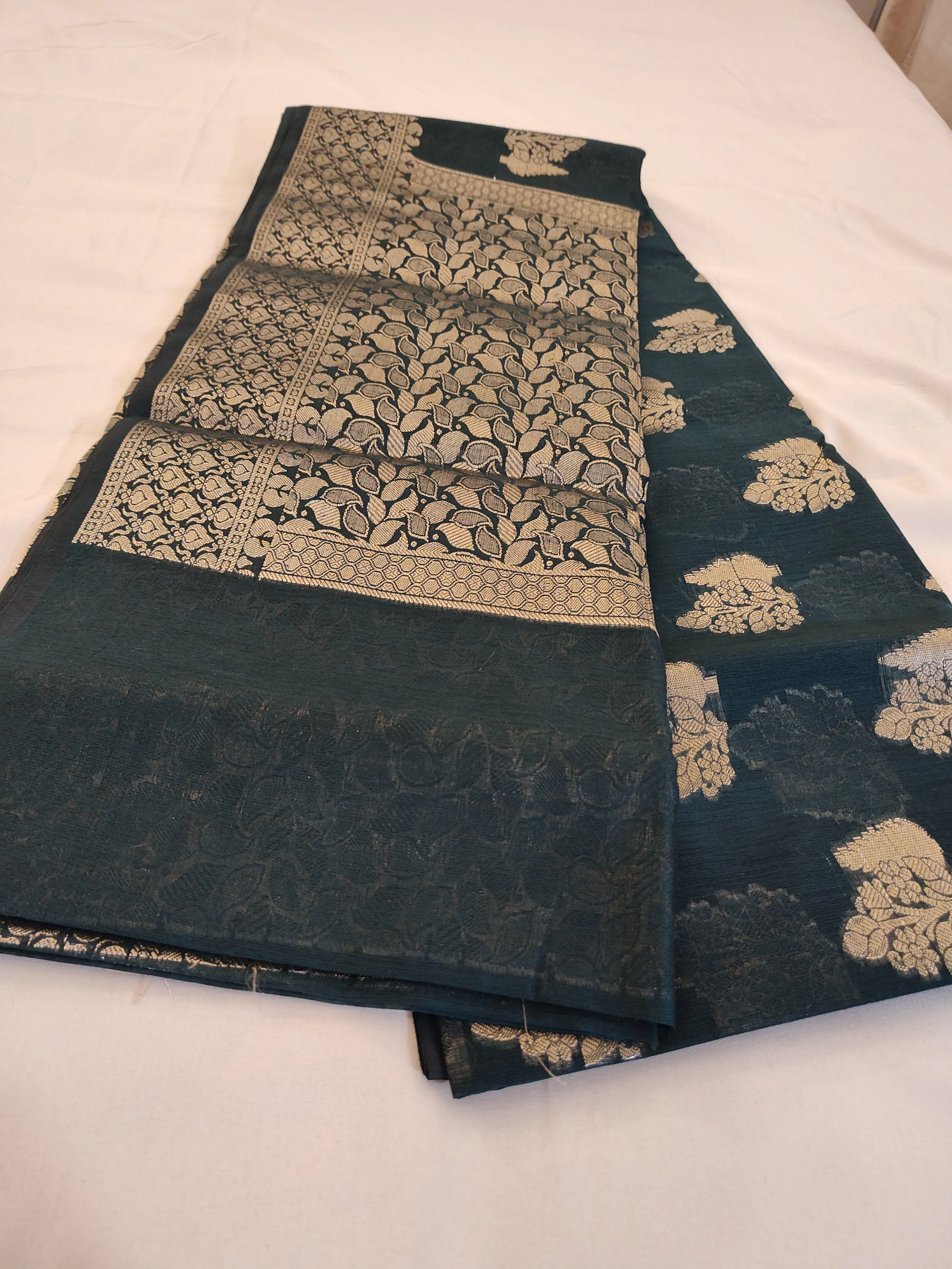 Beautiful Dark Green Cotton Silk Saree