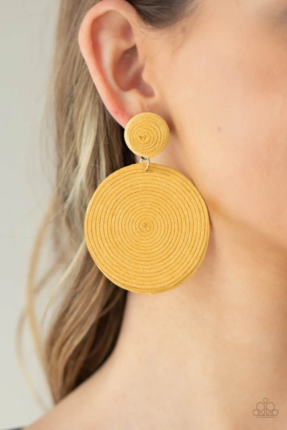 Circulate The Room - Yellow Earring