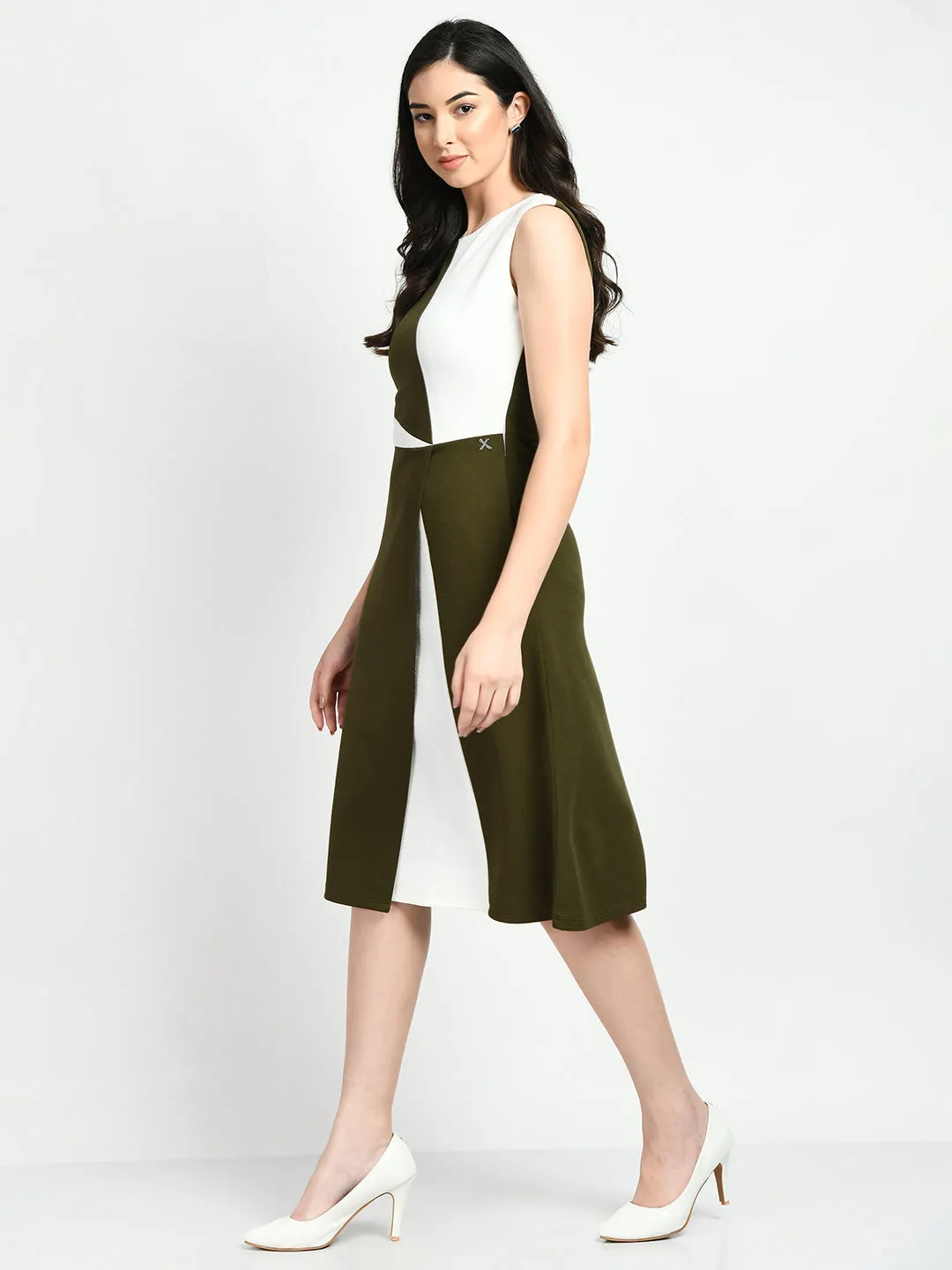 Exude Elegance Colour Blocked A-line Wrap Dress (Olive   White)