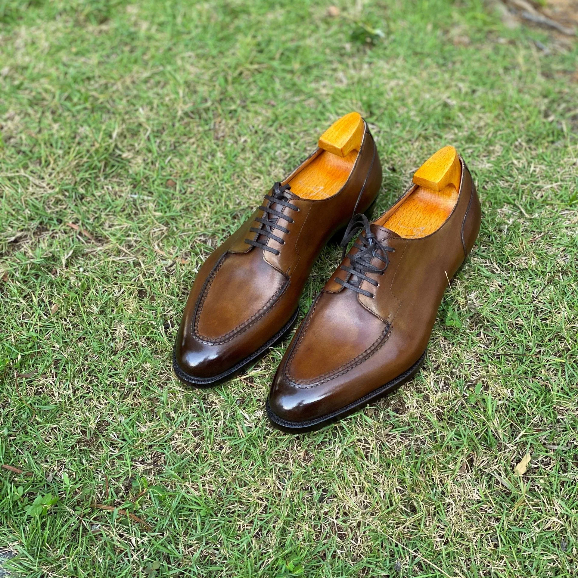 Holland Pie-Crust Apron Derby Shoes