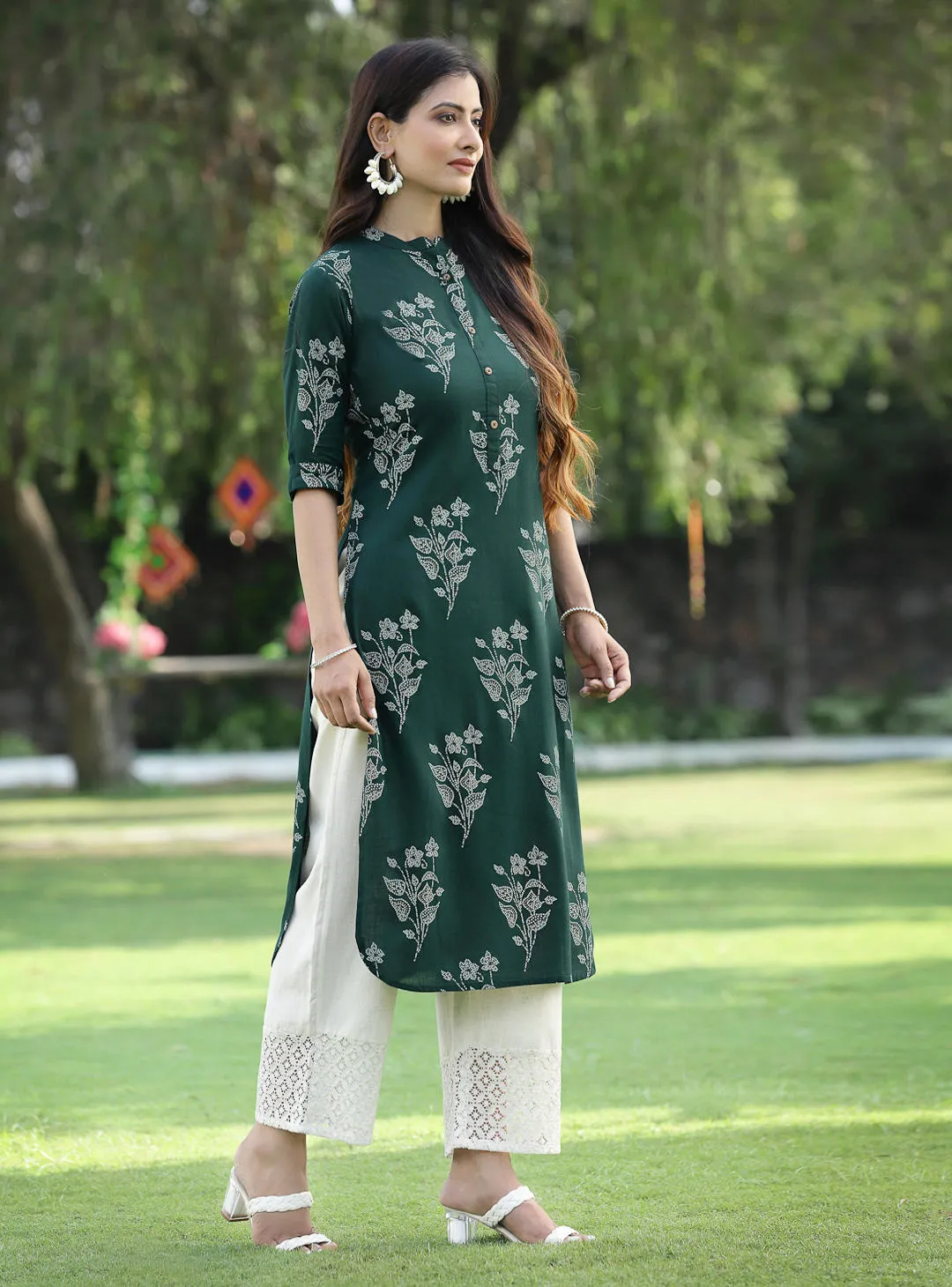 Juniper Jade Green Bandhani Printed Rayon Slub Straight Kurta With Buttons