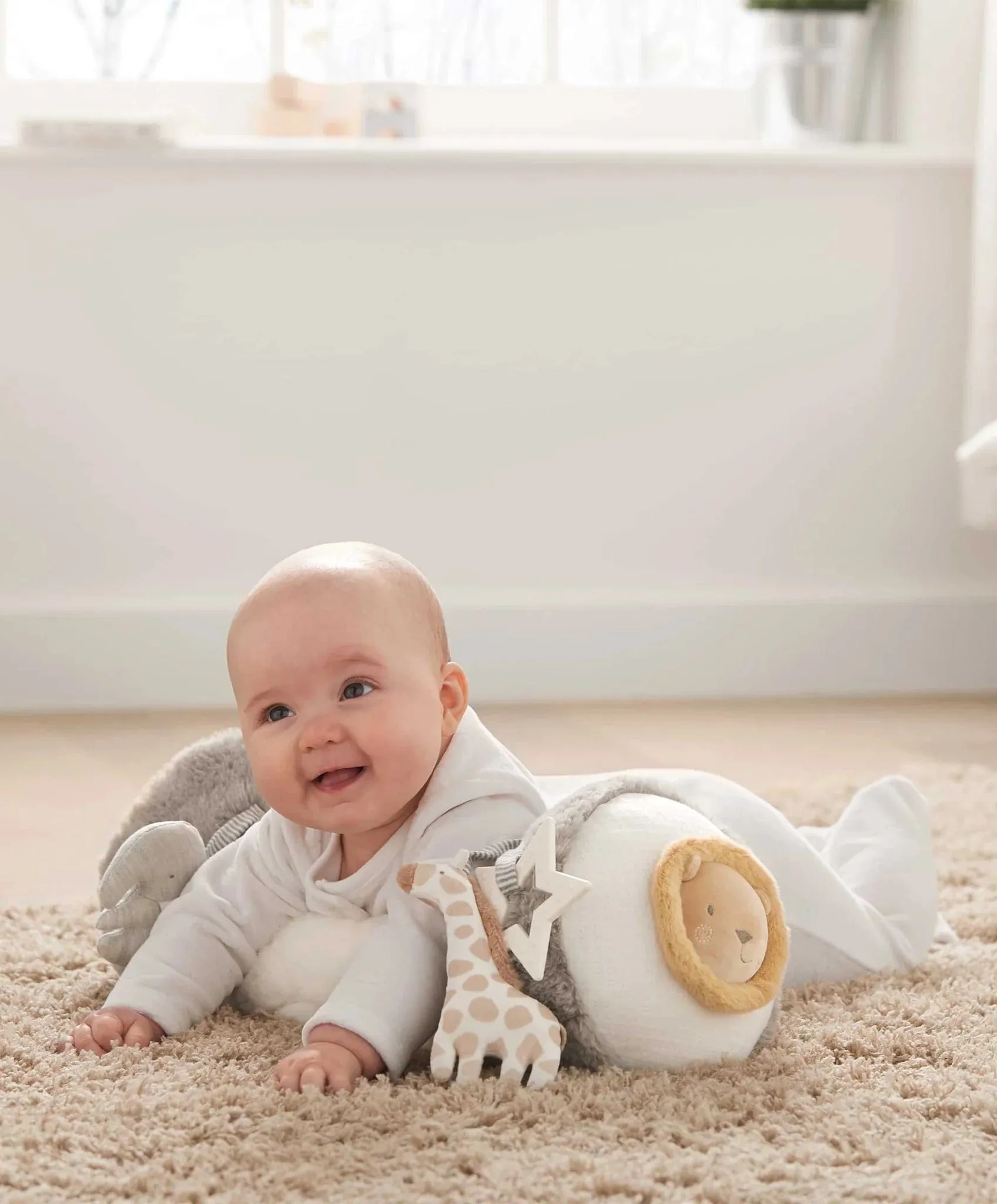 Mamas & Papas Tummy Time Roll -  Welcome to the World, Elephant