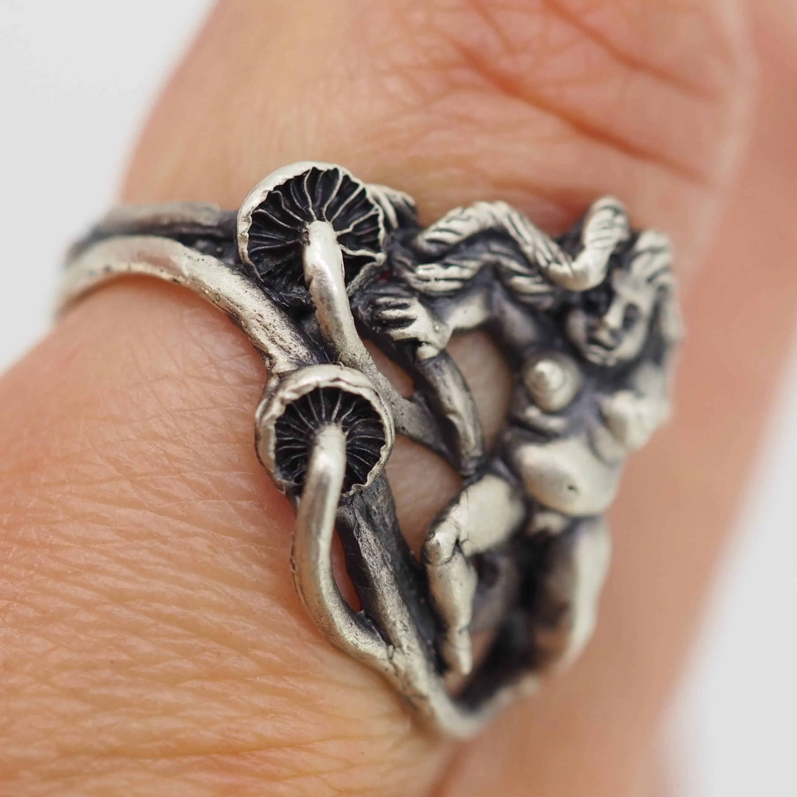 Mushroom nudie ring