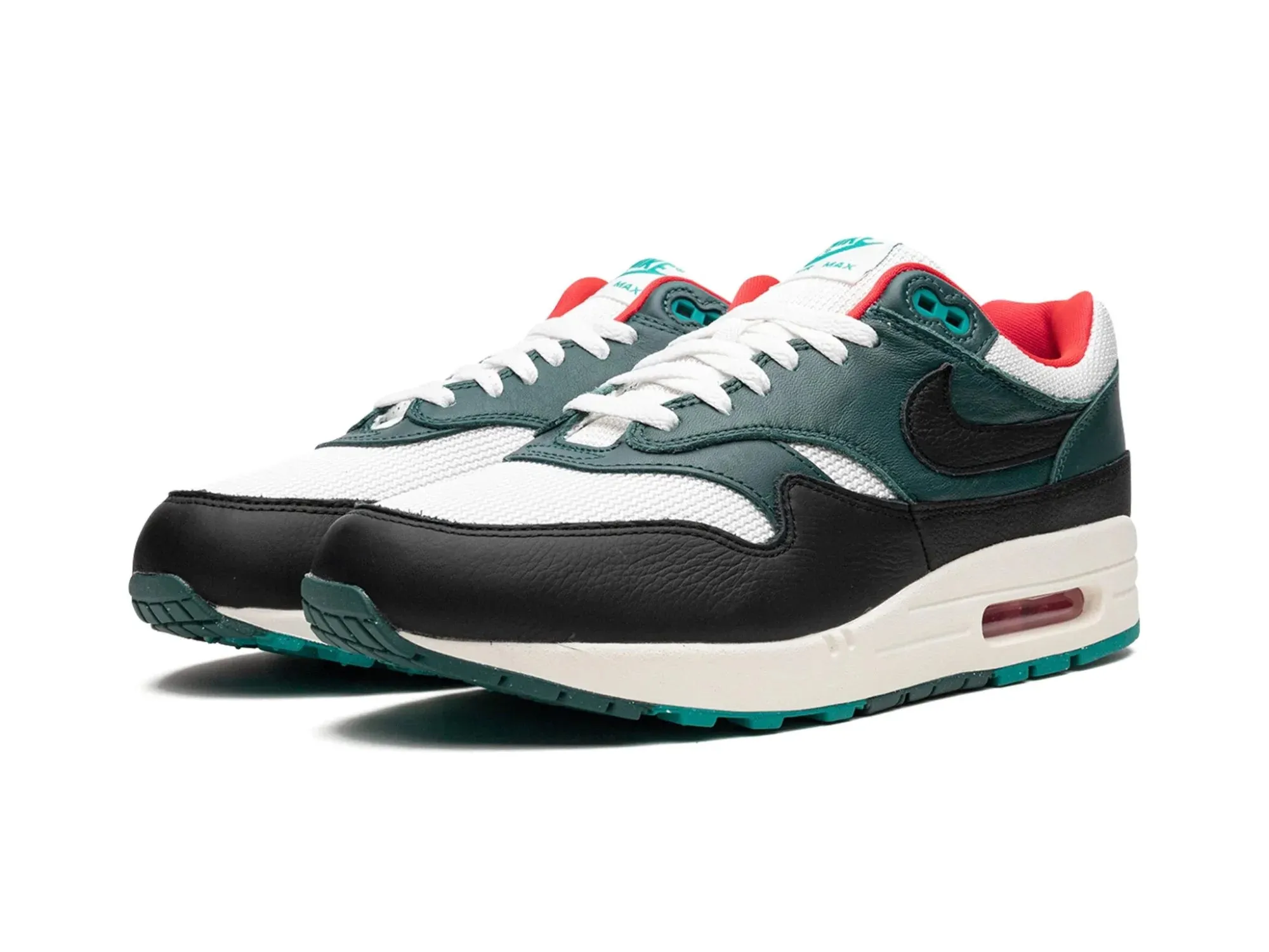 Nike Air Max 1 "LeBron James Liverpool F.C."