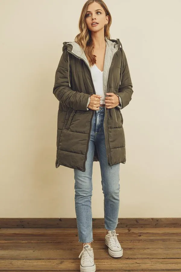 Oversized Puffer Jacket in Olive