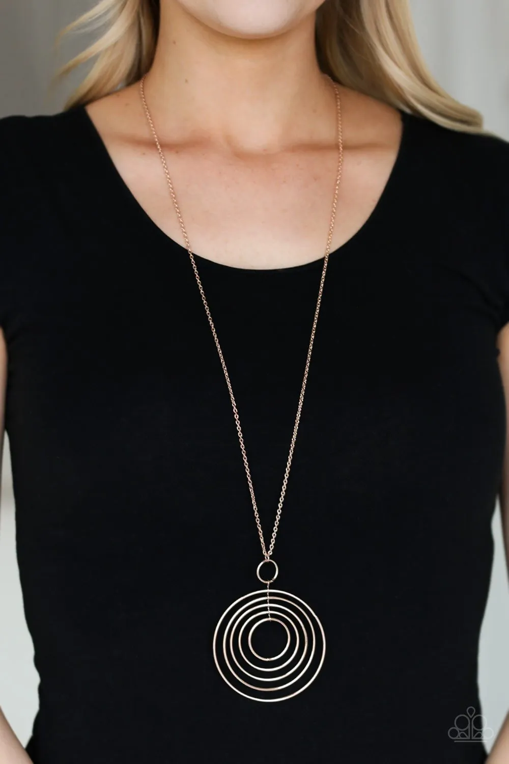 Paparazzi Running Circles in My Mind Rose Gold Necklace Set