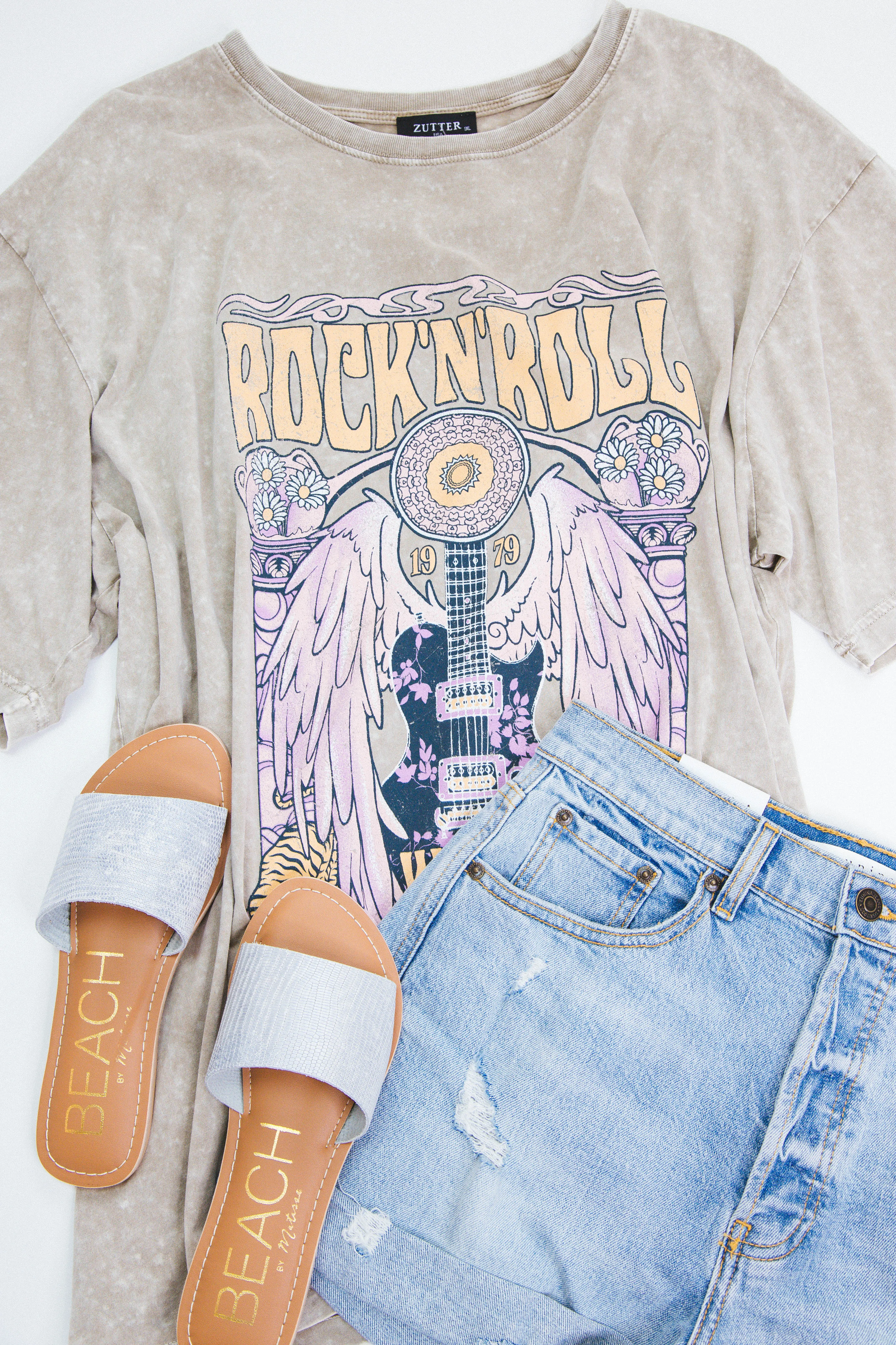 Rock N Roll World Tour Tee, Mocha | Extended Sizes